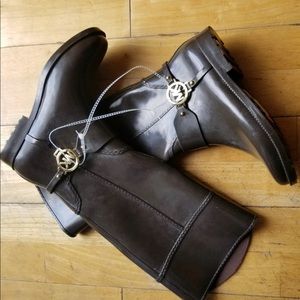 Rain boots